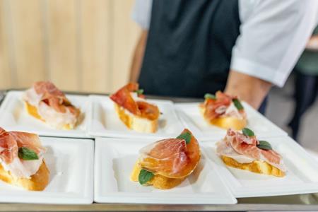 Pršut z domačo skuto in hruško, Koline 2022 (foto Simon Avsec) (10)